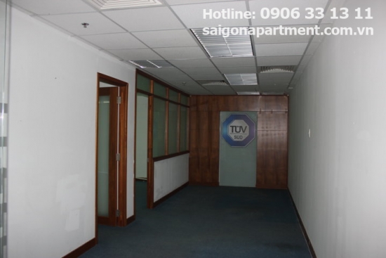 Office for lease in Loyal Building - Vo Thi Sau street, ward 6, District 3-Ho Chi Minh city- 25 USD/ m2 - 70sqm - 1750 USD