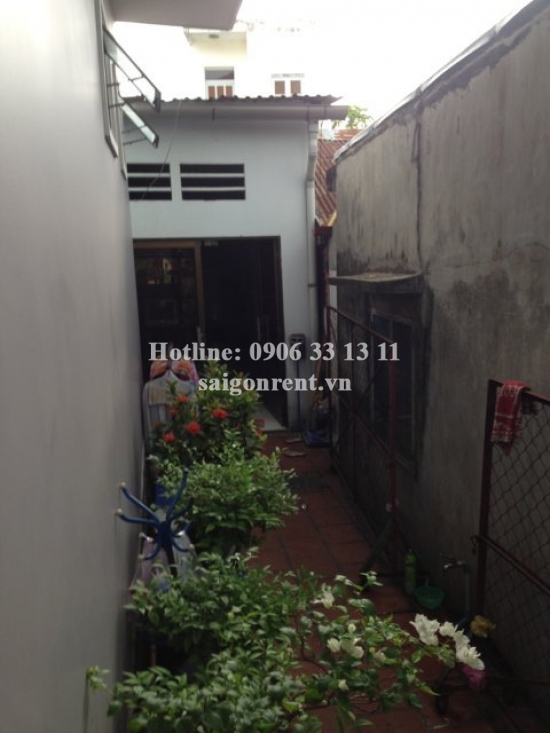house for sell 7,2 x 32 in Huynh Tan Phat street- district 7 -420.000 USD - 9.380.000.000 VND