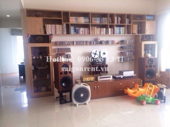 Beautiful 03 bedrooms with nice balcony for rent in Estella building, district 2. 1700 USD