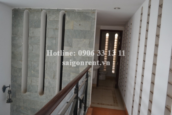 Villa compound 4bedrooms for rent in Nguyen Van Dau street, District Binh Thanh: 2800USD/month