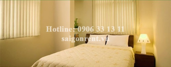 Nice serviced apartment for rent in Green View Building, Le Thanh Ton street, District 1: 660 USD