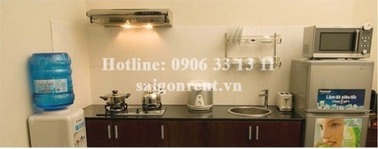 Nice serviced apartment for rent in Green View Building, Le Thanh Ton street, District 1: 660 USD