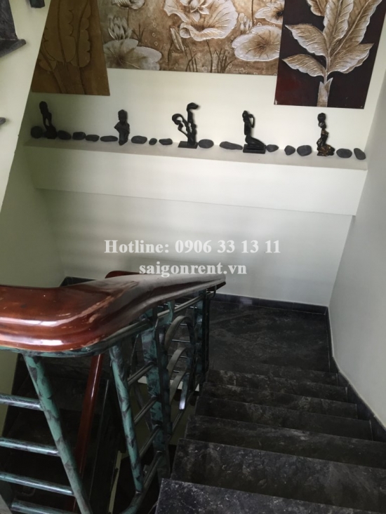 Serviced apartment for rent in Cach Mang Thang Tam street, District 1: 01 bedroom, 40sqm, 550 USD/month