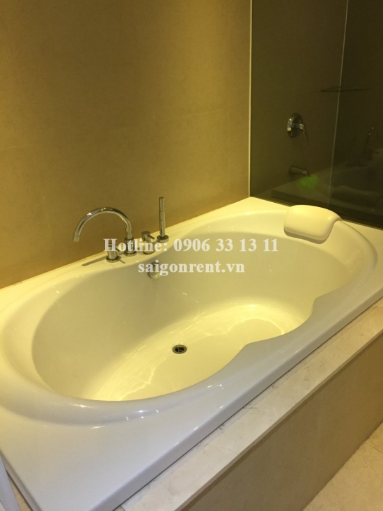 Serviced apartment for rent in Nguyen Van Troi street, Phu Nhuan district - 01 bedroom, 60sqm, 700 USD