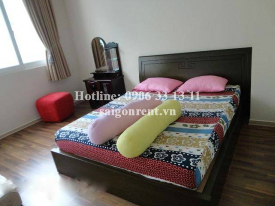 Advanced apartment with hight floor for rent in Imperia Building, District 2, 132sqm: 1150 USD