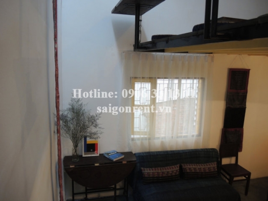 Great duplex serviced apartment for rent in Luu Van Lang street, center District 1, 40sqm: 600 USD