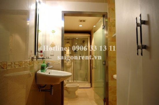 Luxury apartment for rent in Nguyen Ngoc Phuong Building, Binh Thanh District, 55sqm: 550 USD