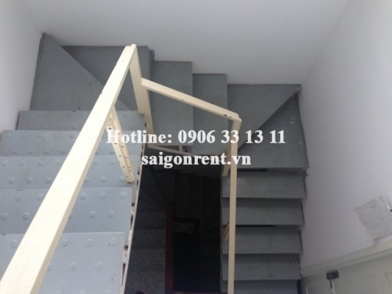 Serviced apartment studio 01 bedroom, 30sqm, kitchen for rent in Tran Hung Dao street, District 1- 370 USD