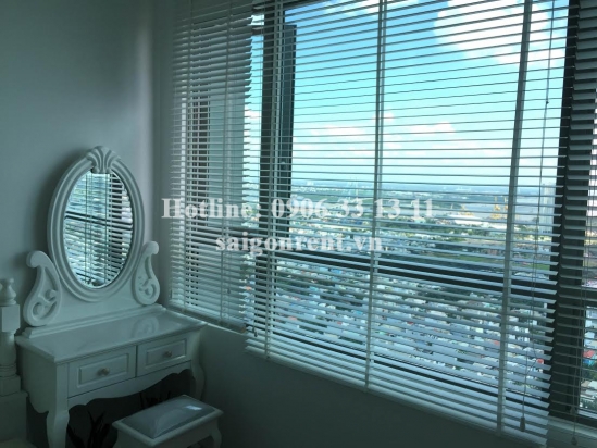 Apartment with new furniture for rent in Riviera Point Building, Nguyen Van Tuong street, District 7: 1000 USD