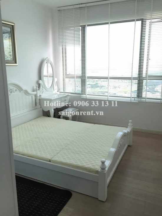 Apartment with new furniture for rent in Riviera Point Building, Nguyen Van Tuong street, District 7: 1000 USD