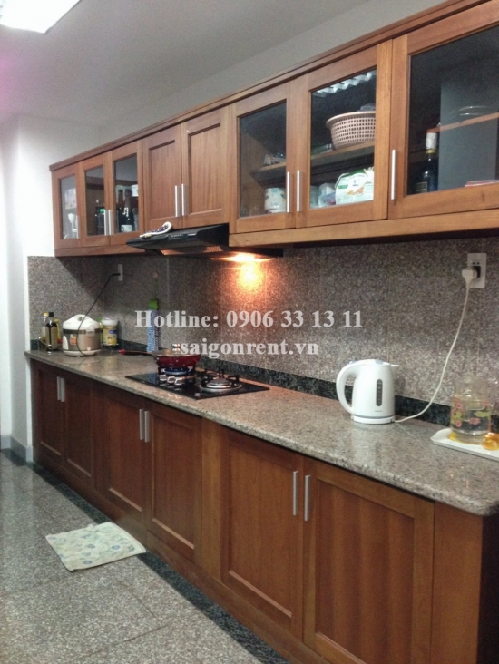 Luxury apartment 03 bedrooms on 21th floor for rent in Hoang Anh Gold House Building, District 7-600 USD
