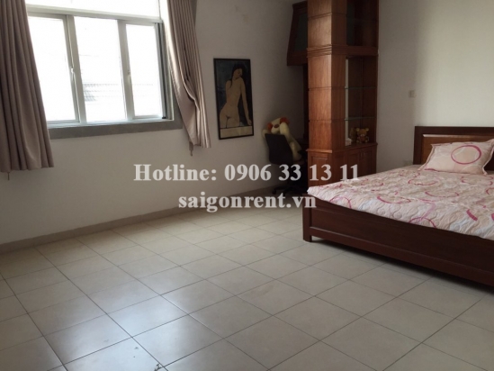 Serviced apartment 03 bedrooms in Nguyen Van Huong street, Thao Dien ward, Distrct 2- 130 sqm- 1000 USD