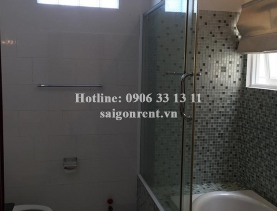 Beautiful house 03 bedrooms for rent in Thich Quang Duc street, Phu Nhuan district - 1200 USD