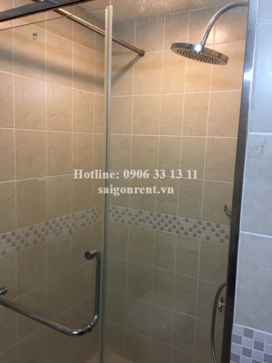 Nice apartment for rent in The Manor Officetel Building, Nguyen Huu Canh street, Binh Thanh District, 38sqm: 650 USD