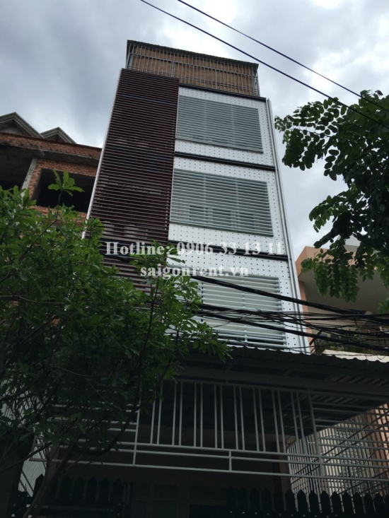 Serviced 01 bedroom with balcony for rent in center Nguyen Van Huong street, Thao Dien ward, district 2- 500 USD