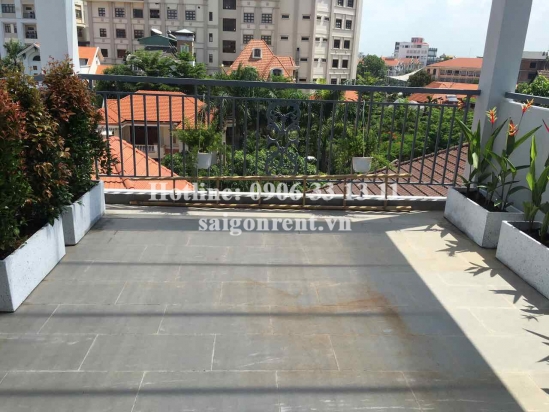 Penthouse serviced apartment with big balcony for rent on Quoc Huong street - District 2- 45sqm - 550USD