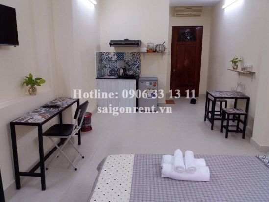 Studio serviced apartment with balcony for rent on Nguyen Binh Khiem street - District 1 - 30sqm - 550USD