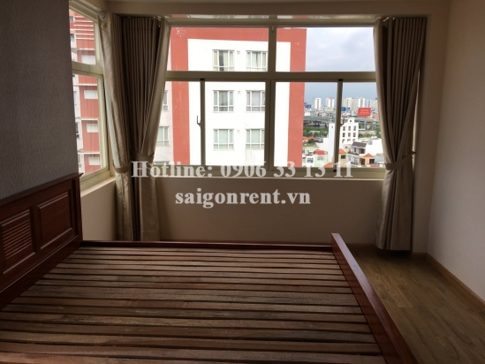 Brand new apartment 02 bedrooms wooden floor with 10th floor for rent in Dien Bien Phu street, Binh Thanh District 7: 670 USD