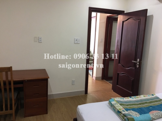 Nice serviced apartment 03 bedrooms wooden floor with balcony for rent on Nguyen Van Huong street, Thao Dien ward, District 2- 130 sqm- 950 USD