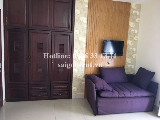 Nice serviced apartment 03 bedrooms with balcony for rent on Nguyen Van Huong street, Thao Dien ward, District 2- 130 sqm- 950 USD