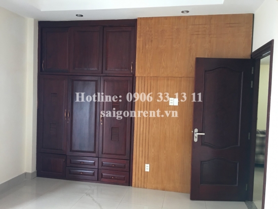 Nice serviced apartment 03 bedrooms with balcony for rent on Nguyen Van Huong street, Thao Dien ward, District 2- 130 sqm- 950 USD