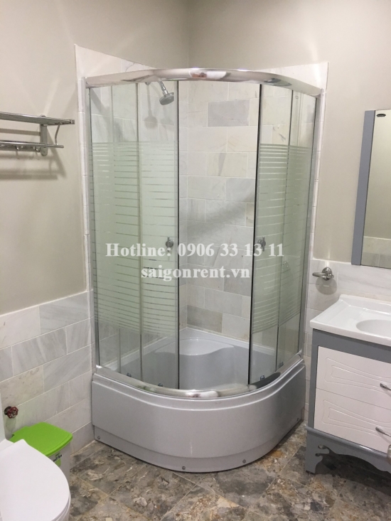 Nice serviced apartment 02 bedrooms on ground floor for rent on Nguyen Van Huong street, Thao Dien ward, District 2- 58sqm- 850 USD