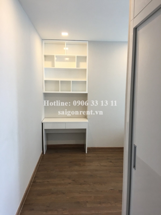 Beautiful apartment 04 bedrooms with really nice river view on 8th floor for rent in Vinhomes Central Park Building- Binh Thanh district - 2500 USD