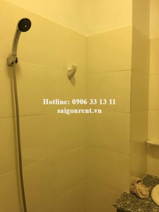 Serviced apartment 01 bedroom separate kitchen room with balcony, 45sqm for rent in Nguyen Trai street, district 1- 450 USD
