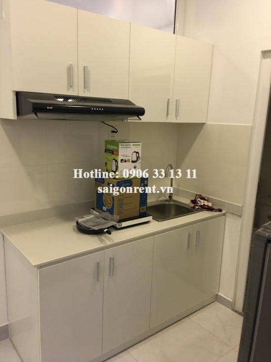 Serviced apartment 01 bedroom separate kitchen room with balcony, 45sqm for rent in Nguyen Trai street, district 1- 450 USD