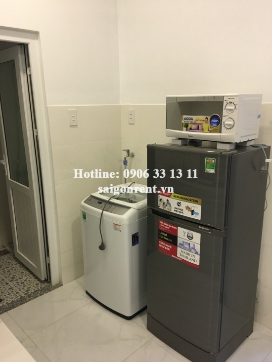 Serviced apartment 01 bedroom separate kitchen room with balcony, 45sqm for rent in Nguyen Trai street, district 1- 450 USD