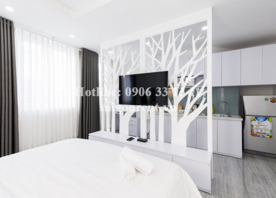 Nice studio serviced apartment 01 bedroom for rent on Duy Tan street, Phu Nhuan District - 28sqm - 350 USD( 8 millions VND) 