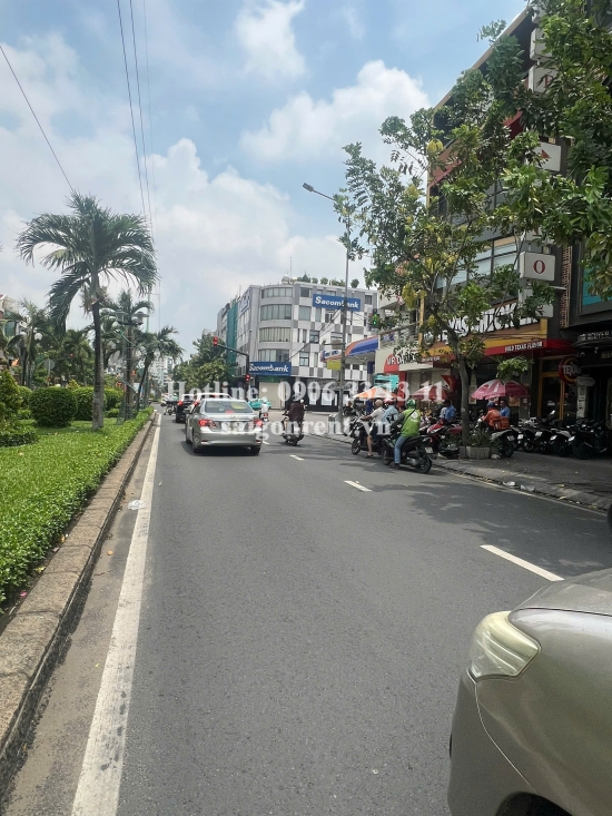 Bán nhà 266-268 Phan Xích Long, phường 7, Quận Phú Nhuận, diện tích 128m2, giá bán 88 tỷ