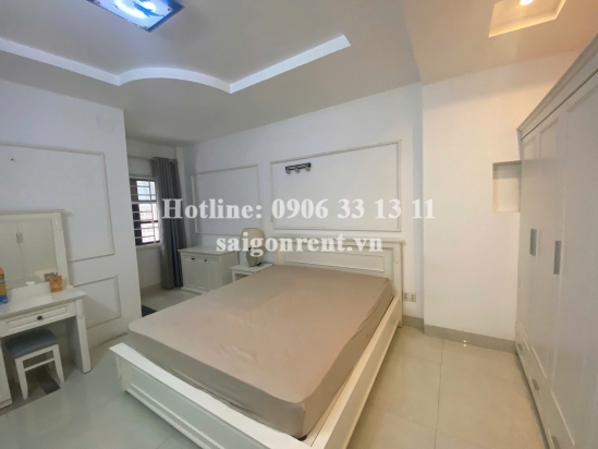 Cho thuê nhà 126 Nguyễn Gia Trí, phường 25, Quận Bình Thạnh, diện tích 100m2, DTSD 400m², giá cho thuê 90 Triệu/tháng