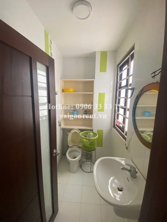 Cho thuê nhà 126 Nguyễn Gia Trí, phường 25, Quận Bình Thạnh, diện tích 100m2, DTSD 400m², giá cho thuê 90 Triệu/tháng
