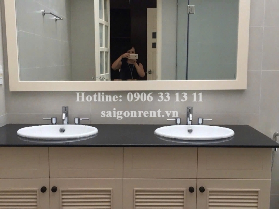 Bán nhà 200A2 Nguyễn Văn Hưởng, phường Thảo Điền, Quận 2, diện tích 240m2, giá bán 68 tỷ