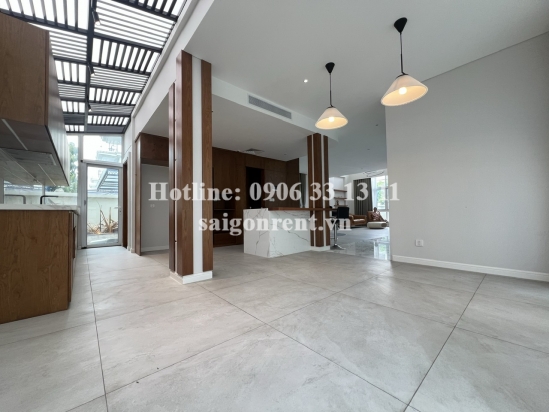 Bán biệt thự King Crown Village, 200 Nguyễn Văn Hưởng, phường Thảo Điền, Quận 2, diện tích 299m2, giá bán 95 tỷ