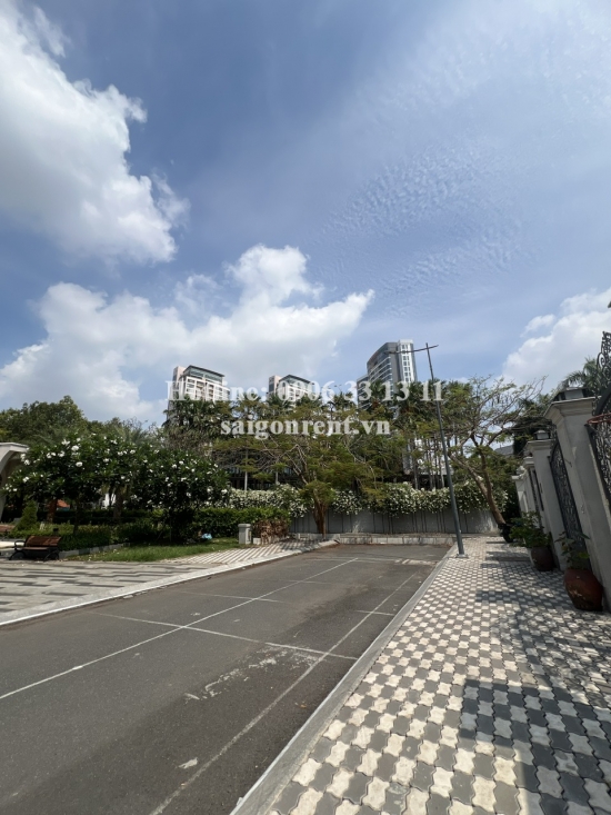 Bán biệt thự King Crown Village, 200 Nguyễn Văn Hưởng, phường Thảo Điền, Quận 2, diện tích 299m2, giá bán 95 tỷ