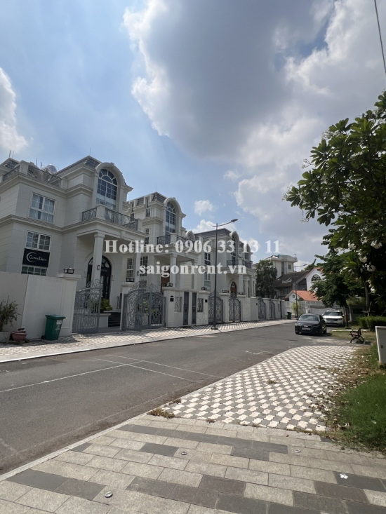 Bán biệt thự King Crown Village, 200 Nguyễn Văn Hưởng, phường Thảo Điền, Quận 2, diện tích 299m2, giá bán 95 tỷ