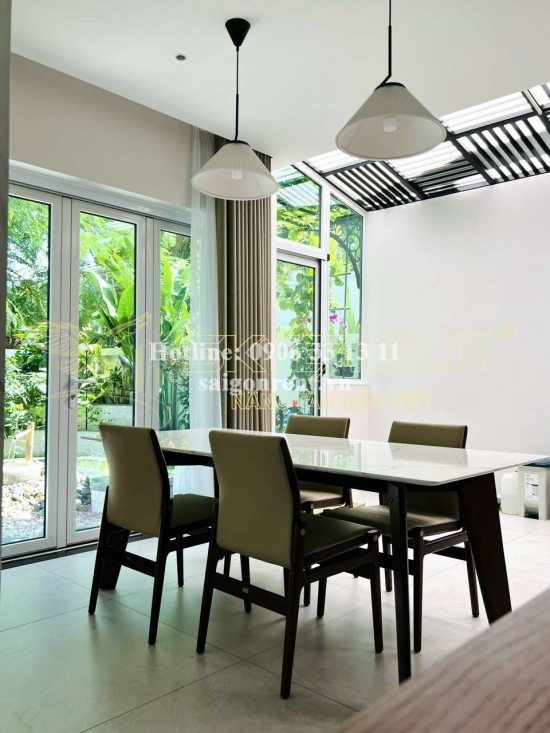 Bán chuyển nhượng Biệt thự King Crown Village Thảo Điền, 200 Nguyễn Văn Hưởng, phường Thảo Điền, Quận 2, diện tích 299m2, giá bán 90 tỷ