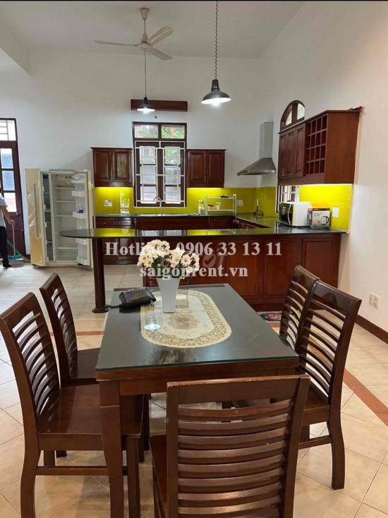 Bán nhà 216A34 Nguyễn Văn Hưởng, phường Thảo Điền, Quận 2, diện tích 200m2, giá bán 64 tỷ