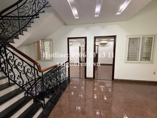 Cho thuê nhà 39 Trung Lang, phường 12, Quận Tân Bình, diện tích đất 125m2, diện tích sử dụng 350m2, 8 Phòng ngủ, giá cho thuê 43 triệu/tháng.
