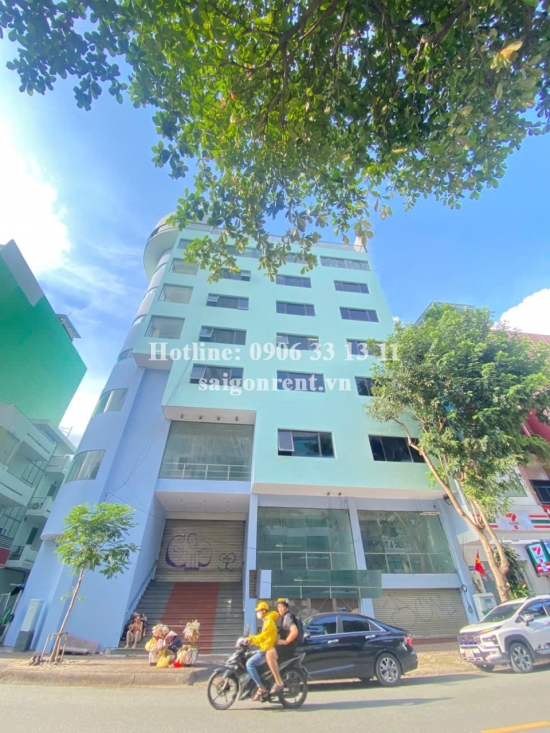 Cho thuê nhà 302-304 Cao Thắng, phường 12, Quận 10, diện tích đất 320m2, diện tích sử dụng 2.800m2, giá 700 triệu/ tháng