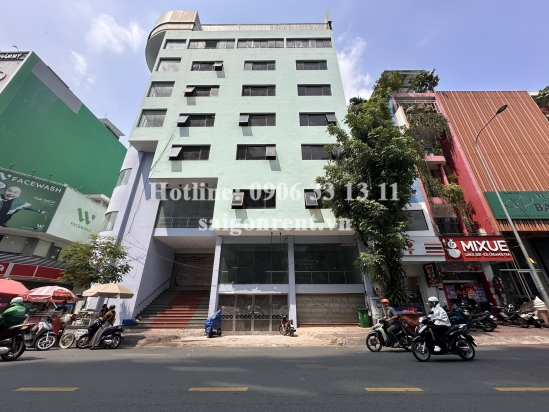 Cho thuê nhà 302-304 Cao Thắng, phường 12, Quận 10, diện tích đất 320m2, diện tích sử dụng 2.800m2, giá 700 triệu/ tháng