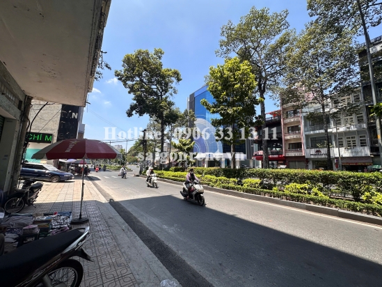 Cho thuê khách sạn 108-110 Châu Văn Liêm, Quận 5, 50 Phòng, 650 Triệu
