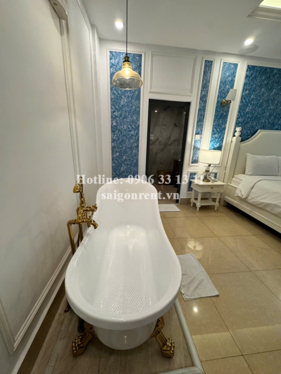 Cho thuê khách sạn  117 Trần Bình Trọng,Quận 5, 48 Phòng, 700 Triệu