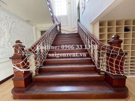 Cho thuê Biệt thự 18 đường số 10, phường Thảo Điền, Quận 2, 12000$
