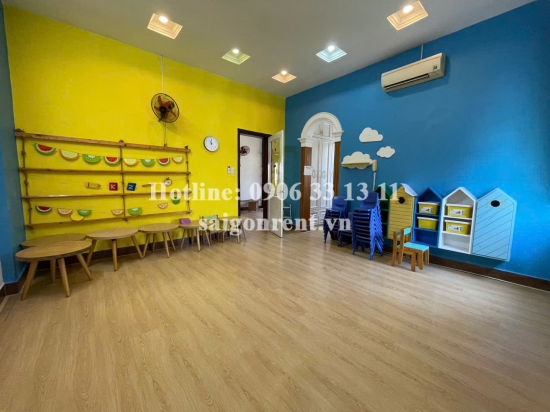 Cho thuê biệt thự 15A - 15B Đường số 11 - Góc Lê Thước, phường Thảo Điền, Quận 2, 13,500 USD