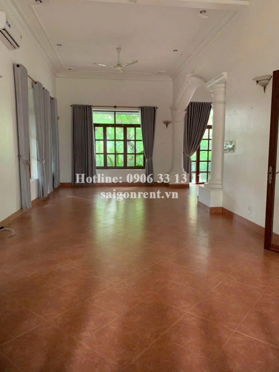 Cho thuê biệt thự 215H8 Nguyễn Văn Hưởng, Thảo Điền, Quận 2, 5000 USD