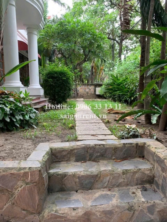 Cho thuê biệt thự 215H8 Nguyễn Văn Hưởng, Thảo Điền, Quận 2, 5000 USD