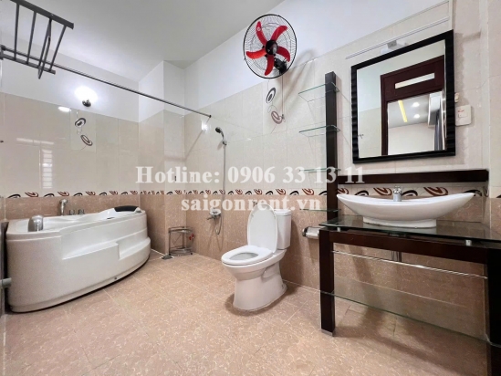 Cho thuê biệt thự 147 Thân Văn Nhiếp, Bình Trưng, Quận 2, 5000 USD